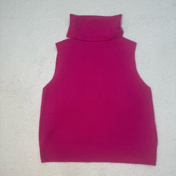 Aritzia Luxe 100% Cashmere Tanning Hot Pink Sleeveless Top Vest Size Small - Picture 3 of 9